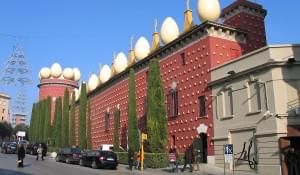 Teatro-Museo Dalí, Figueres