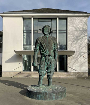 Mann ohne Gesicht v. Thomas Sch&uuml;tte