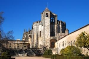 Burg oder Kirche? Der Convento de Cristo in Tomar vereint beides in einem