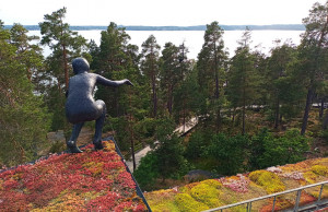 Jumping, 2012 von Maria Miesenberger