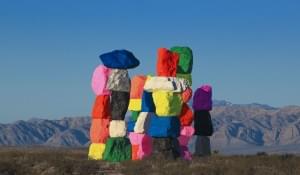 Ugo Rondinone: Seven Magic Mountains Las Vegas, Nevada, 2016. 